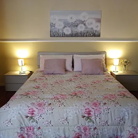 San Cataldo Apartment *